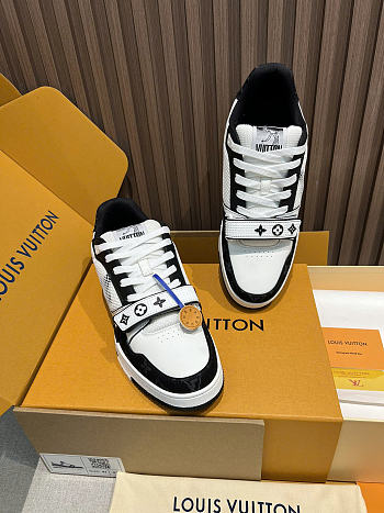  LV trainer sneaker black men