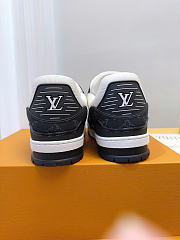 LV trainer sneaker black men - 01 - 2