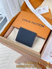  Louis Vuitton M83128 wallet size 11.5 x 9 x 1.5cm - 1