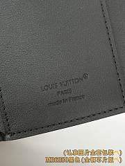 Louis Vuitton M26250 wallet 11.5 x 9 x 2.5cm - 6