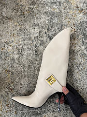 Balmain Leather Twist Knee-High Boots white - 6