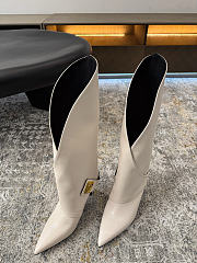 Balmain Leather Twist Knee-High Boots white - 2
