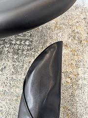 Balmain Leather Twist Knee-High Boots black - 3