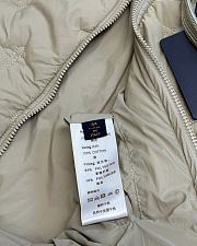 Louis Vuitton jacket beige color - 6