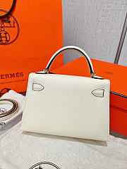 Hermes Kelly mini white Epsom silver hardware bag size 19x12x6cm - 3