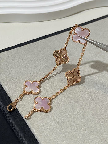VCA necklace rose gold 
