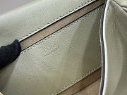 Chloe coin chain bag size 21x13x5cm - 2