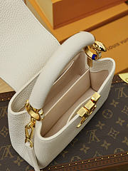 Louis Vuitton Capucines off white bag size 21x14x8cm - 2