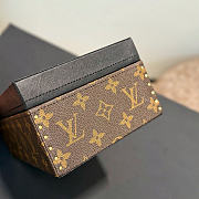 Louis Vuitton Tissue box size 24.5 x 13.5x 9cm - 5