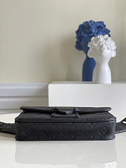 Louis Vuitton S Lo Sling  Monogram Taurillon black size 21 x 15 x 4cm - 5