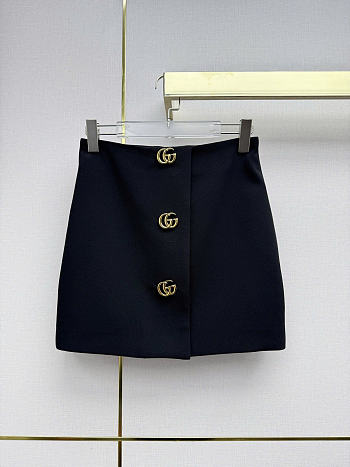 Gucci Wool crepe skirt with Double G button black