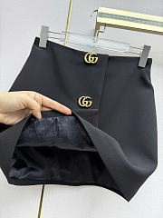 Gucci Wool crepe skirt with Double G button black - 4