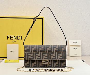 Fendi Baguette bag size 21x51x1.5cm