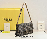 Fendi Baguette bag size 21x51x1.5cm - 5