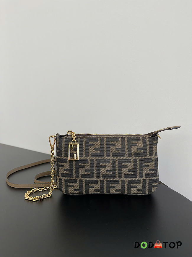 Fendi pouch size 20x3x13cm - 1