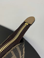 Fendi pouch size 20x3x13cm - 3