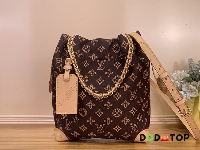 Louis Vuitton M28103 New Noé Trunk bag size  - 1