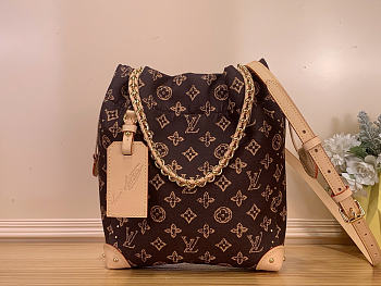 Louis Vuitton M28103 New Noé Trunk bag size 