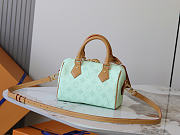 Louis Vuitton M27530 New Speedy Bandoulière 20 bag size 20.5 x 13.5 x 12 cm - 4