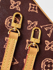 Louis Vuitton M27718 New Pochette Accessoires bag size 23.5 x 13.5 x 4 cm - 2