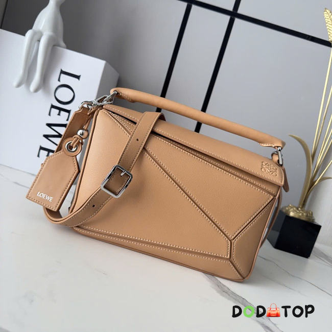 LOEWE Featherlight Puzzle bag size 24x16.5x10.5 cm - 02 - 1