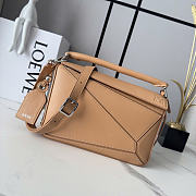 LOEWE Featherlight Puzzle bag size 24x16.5x10.5 cm - 02 - 1