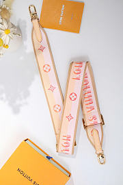 Louis Vuitton strap size 111 x 4 x 0.2cm - 6