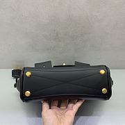 Balenciaga Twist-Lock Top Handle Bag black size 24x10x17cm - 01 - 5