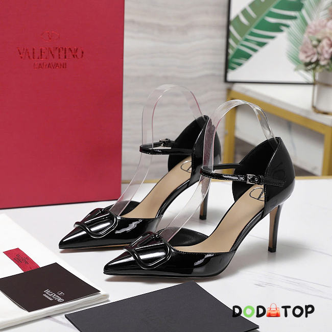 Valentino Garavani logo-detail heeled pumps 8.5cm black - 1