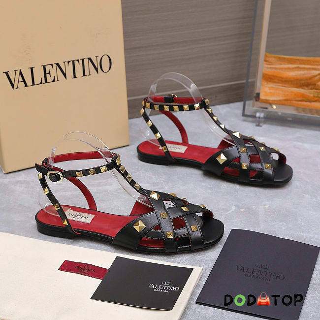 Valentino Garavani Studdy Leather Sandals black - 1