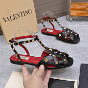 Valentino Garavani Studdy Leather Sandals black - 6
