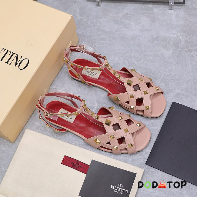 Valentino Garavani Studdy Leather Sandals beige - 1