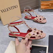 Valentino Garavani Studdy Leather Sandals beige - 6