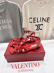 Valentino Garavani Studdy Leather Sandals red - 2