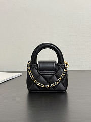 Chanel charm bag black size 10x6.5x4cm - 6