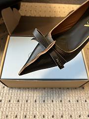 Prada Antiqued leather pumps - 01 - 4