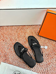 Hermes Miss Sandal in Calfskin black - 1