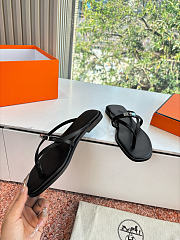 Hermes Miss Sandal in Calfskin black - 2