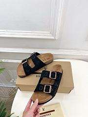 Louis Vuitton sandals Unisex - 01 - 1