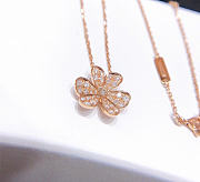 VAC necklace frivole pendant, large model  - 1