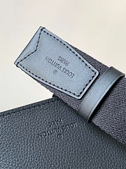 Louis Vuitton Aerogram black bag size 30x16x3cm - 4