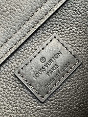 Louis Vuitton Aerogram black bag size 30x16x3cm - 2