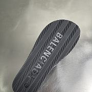 Balenciaga logo thong sandals - 01 - 4