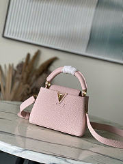 Louis Vuitton Capucines bag size 21×14×8 cm - 1