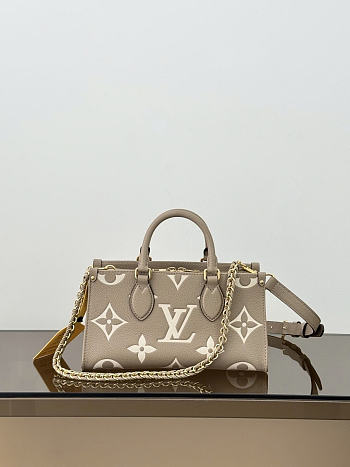 Louis Vuitton onthego bag size 25x13x10cm
