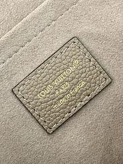Louis Vuitton onthego bag size 25x13x10cm - 2