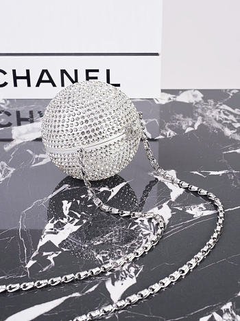 Chanel crystal ball full with diamonds