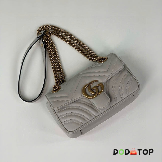 Gucci Marmont bag Size 26x15x7cm - 1