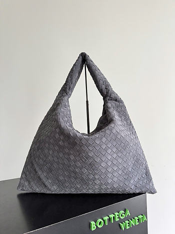 Bottega Veneta Hop nbag size 53x24x13cm