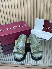 Gucci sandals logo - 02 - 1